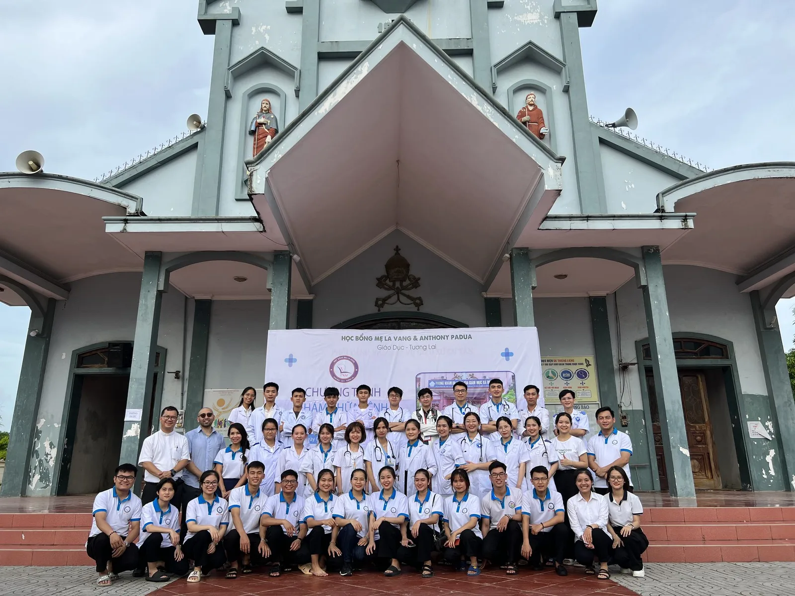 KHÁM CHỮA BỆNH LẦN I- HÈ 2022